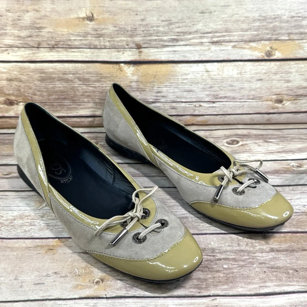 Tods Womens Taupe Suede & Patent Leather Ballet Flat Driving Shoes 39.5/9.5